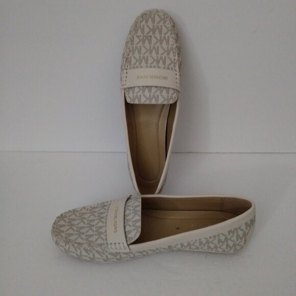 MICHAEL KORS Signature Vanilla Loafers MK Logo 8.5-M - Picture 5 of 10